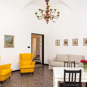 casa-carducci-imperia.hotelitalianriviera.com/
